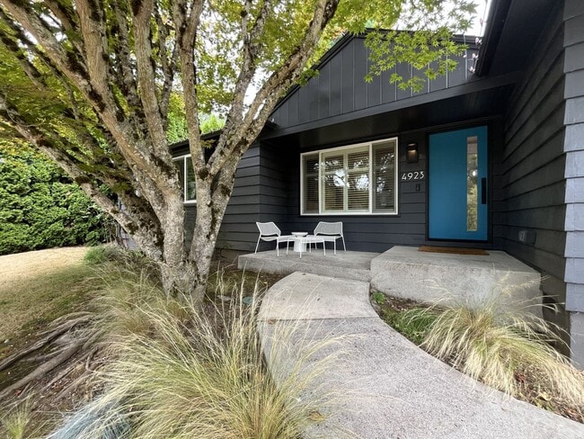 Photo - Stunning Single-Level 3 Bedroom, 3 Bathroom Retreat with Designer Kitchen & Park-Like Backyard