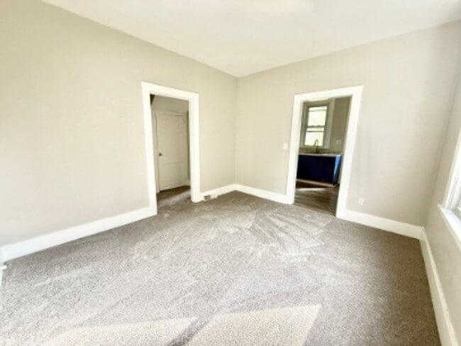 Photo - 419 N 4th St