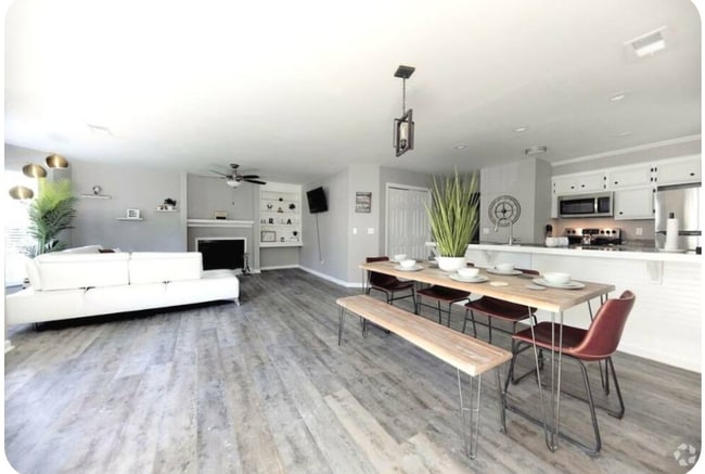 Building Photo - 33B Battery Walk Ct Unit B Rental