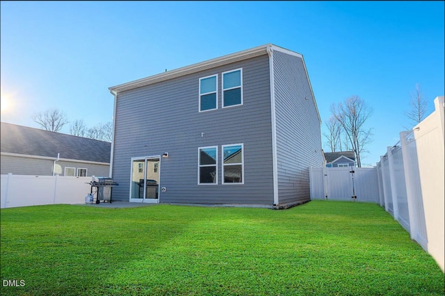 Photo - 956 Rift Vly Dr