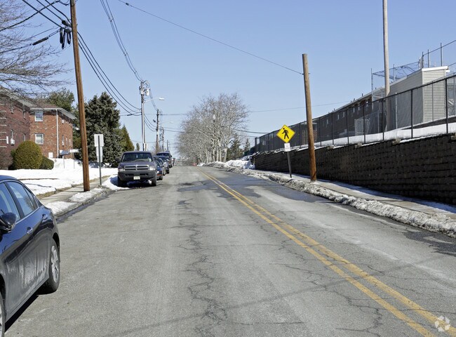 Photo - 1275 Inwood Ter