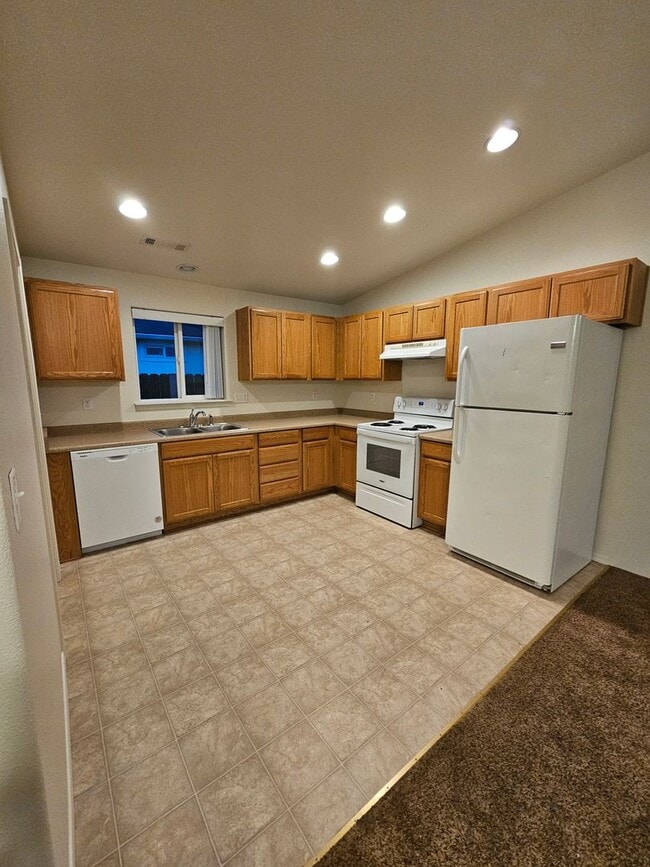 Photo - 3 Bedroom Home Located on Quiet Cul-De-Sac