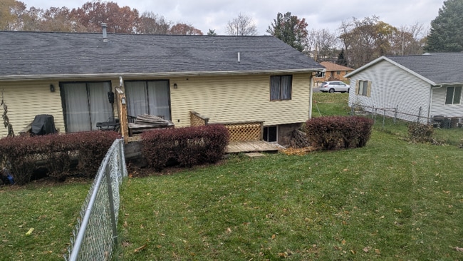 Photo - 538 4 Mile Rd NW