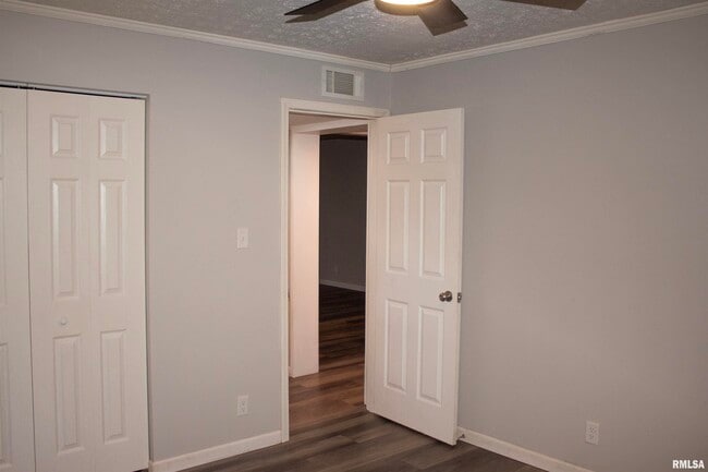 Photo - 2539 W Monroe St