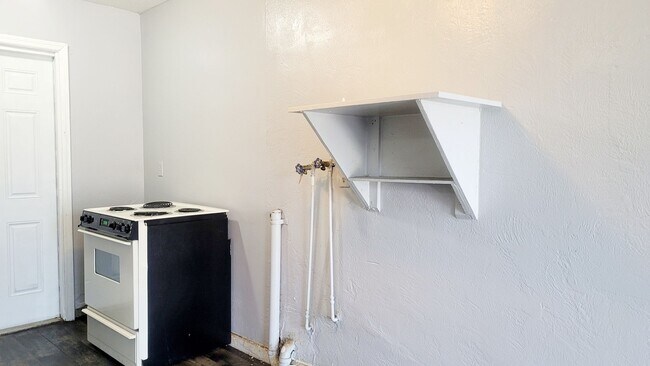 Photo - Charles Street Apartments 2 Unit 430 N. Charles Street - 02