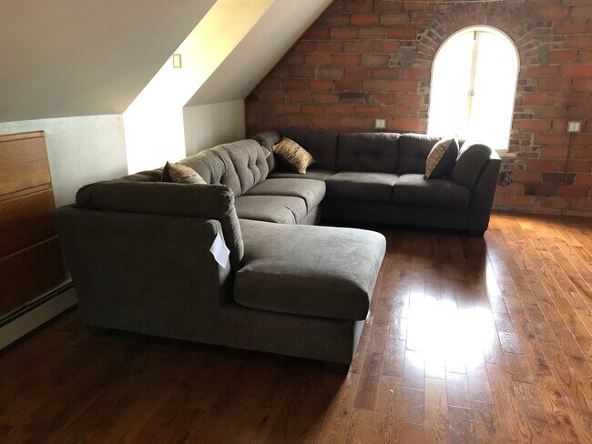 Photo - 13 S Linn St Unidad 8