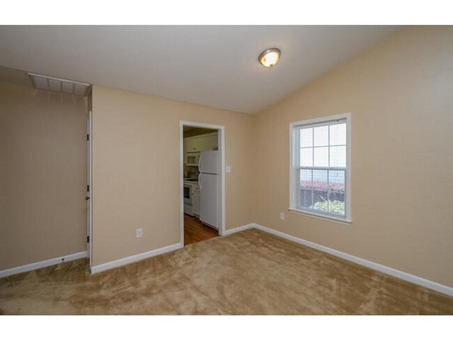 Photo - End-unit 2 Bed / 2 Bath Townhome with LVP Floors & washer/dryer included