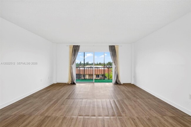 Photo - 4174 Inverrary Dr Unit 706