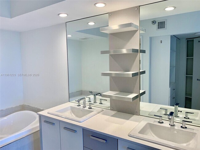 Photo - 19101 Mystic Pointe Dr Unidad 2709