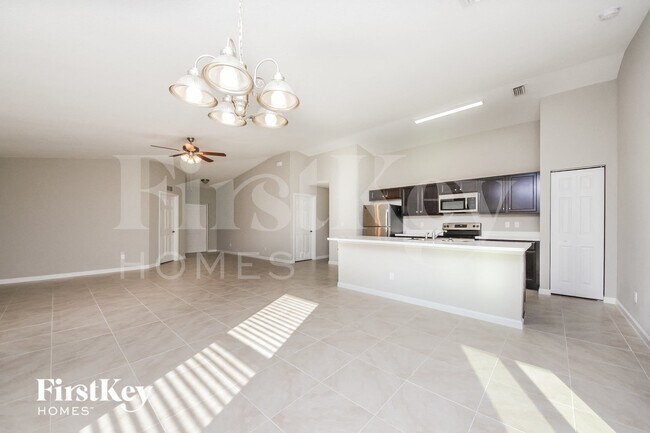 Photo - 1630 Salazar St SE