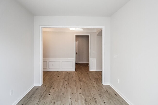 206 Nuttall Dr