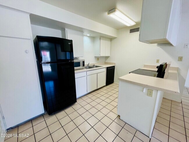 Photo - 3216 N Cherry Ave
