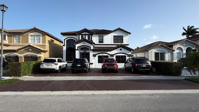 15350 SW 11th St