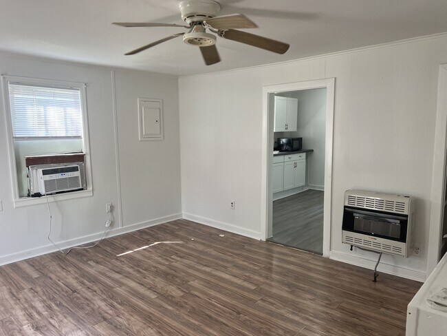 Photo - 1006 Adair St