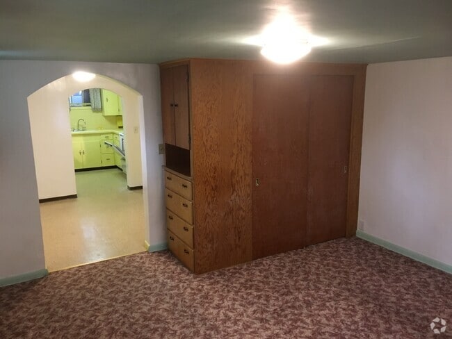 Building Photo - 956 N 9th St Unit #B Rental