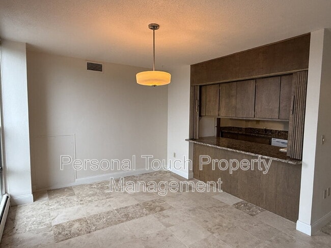 Photo - 501 7th St S Unidad 604