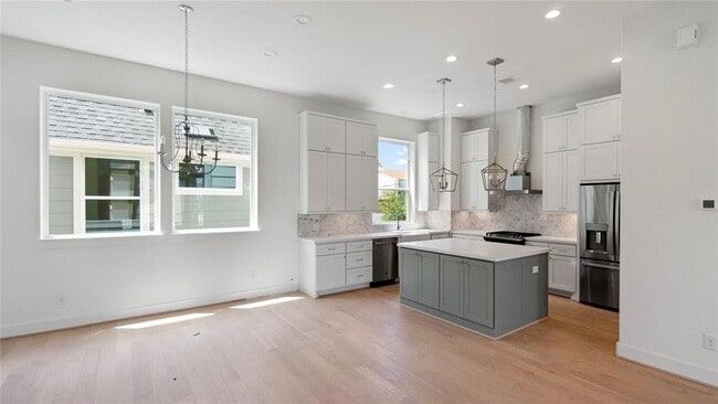 Photo - 4621 Maxie St