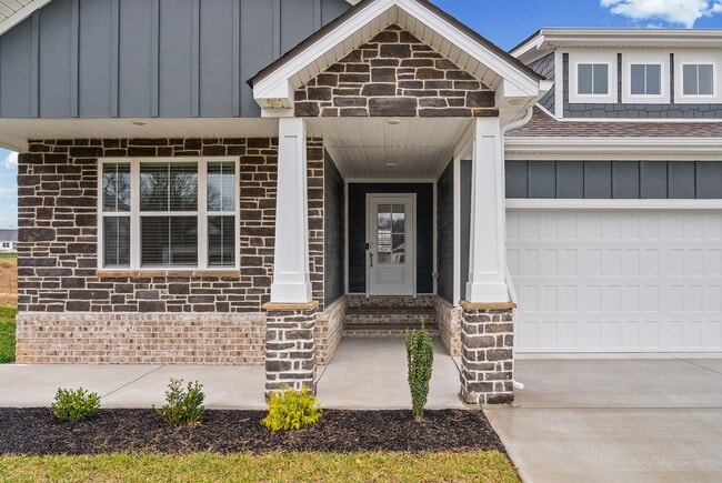 Photo - Spacious 3 Bedroom 2 Full Bath Home For Rent Near Dunbar Cave Road!