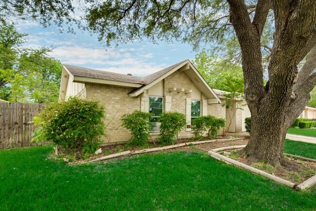 Building Photo - 924 Cross Bend Rd Rental