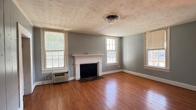 405 N High St Unit 1