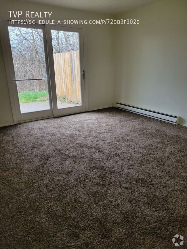 Building Photo - 128 Fox Hill Ln Rental