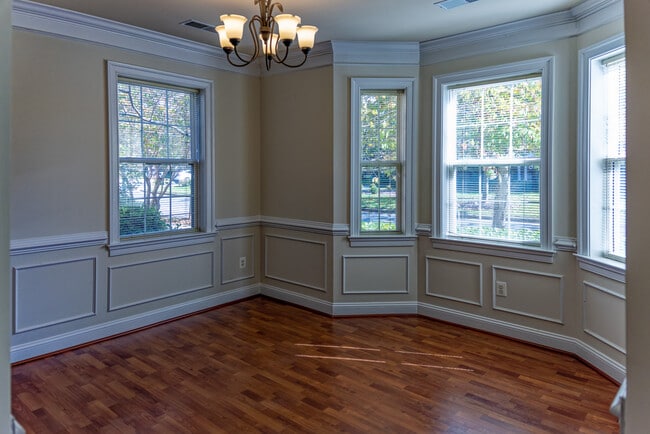 Photo - 315 King Farm Blvd Unit 101