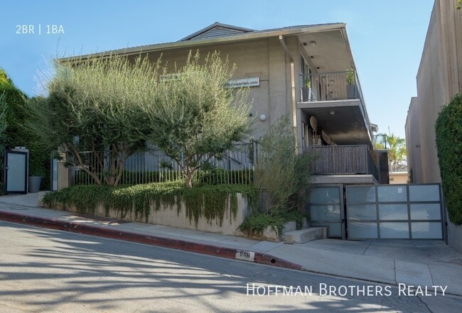 Photo - 1148 N Clark St Condo Unit 8