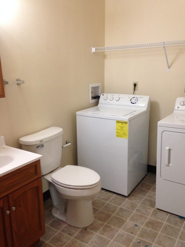 Photo - 1128 W Florence St