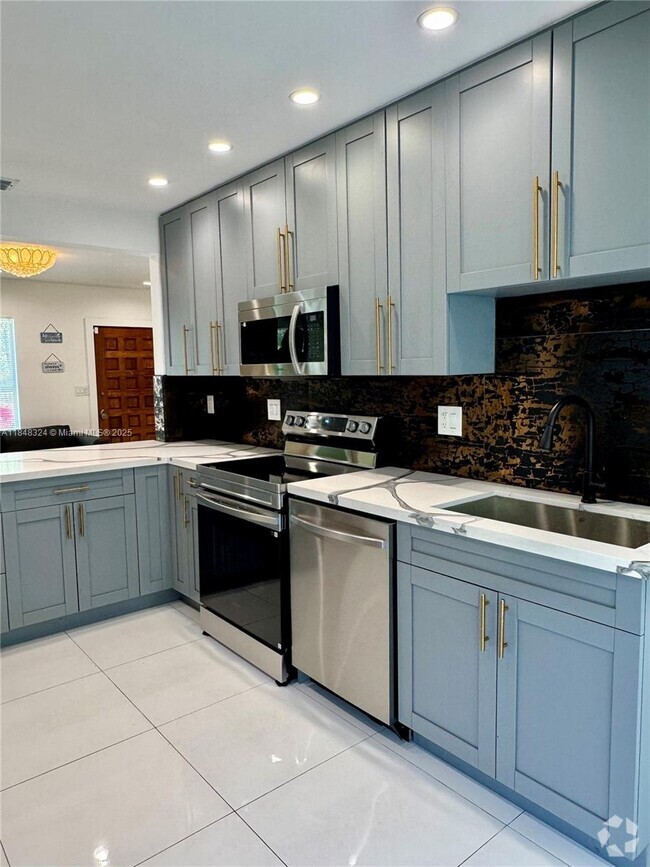 Building Photo - 766 NW 45th St Rental