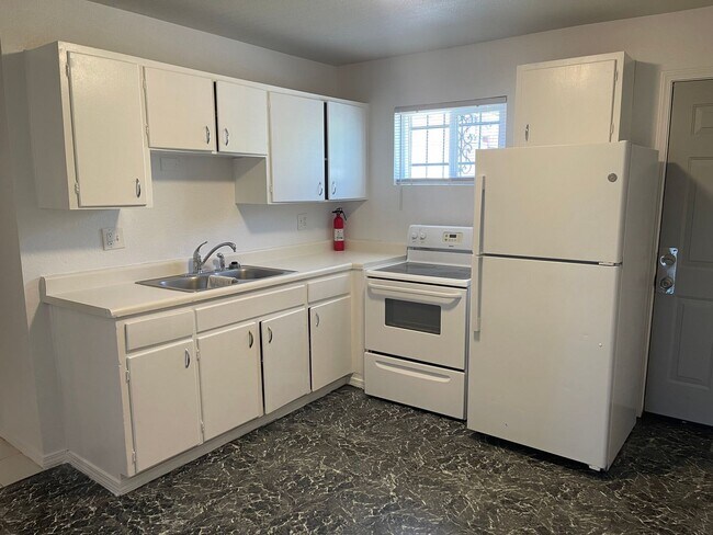 328 Utah St NE Unidad 5001 - 328 Utah NE Unit B