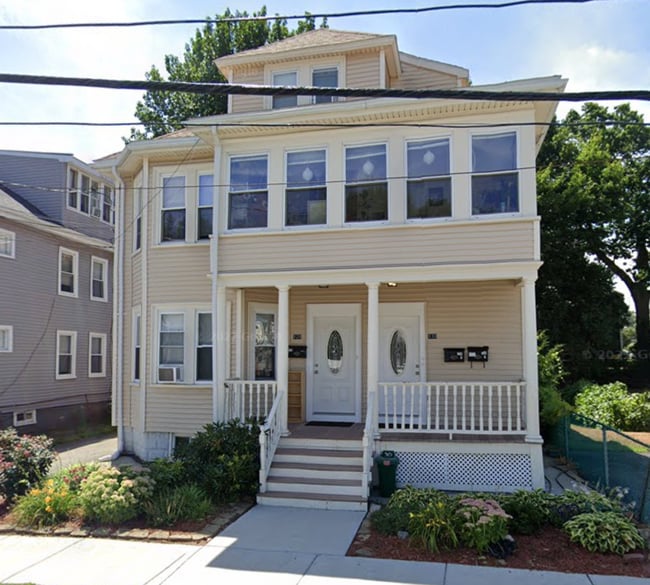Photo - 128 Nichols Ave Apartments
