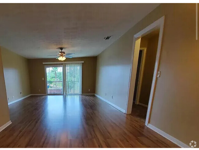 Building Photo - 4915 Baymeadows Rd Unit 3C Rental