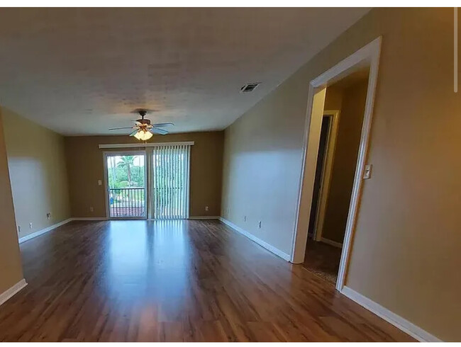 Photo - 4915 Baymeadows Rd Unidad 3C Rental