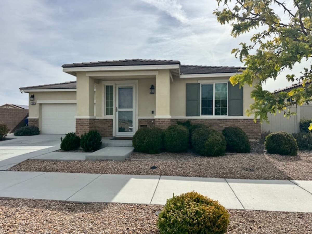 Photo - Westside Newer Built 4 + 3 With Solar