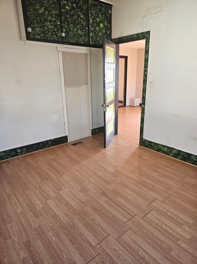 Photo - JGOFF 800 N Lake Unit 800 N Lake