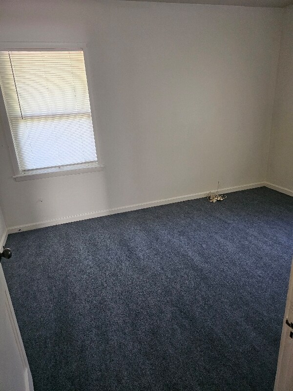 Photo - 691 Madelon Ct