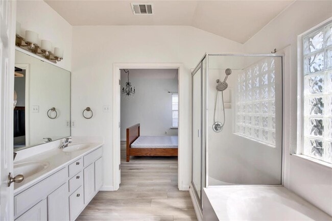 Photo - 10321 Beard Ave