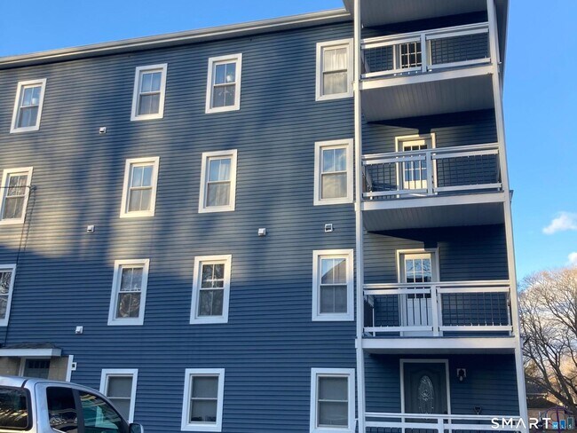 Photo - 61 Main St Unit B