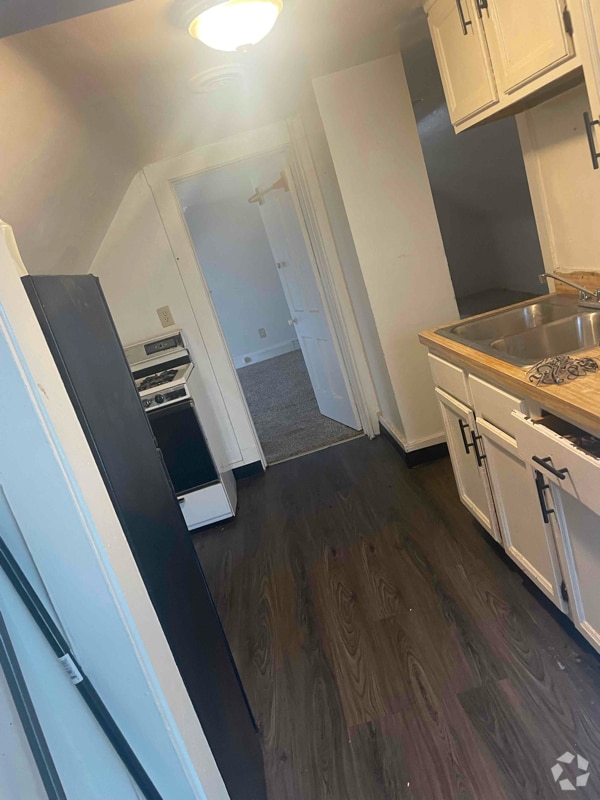 Building Photo - 1123 Parkwood Dr Unit 3 Rental