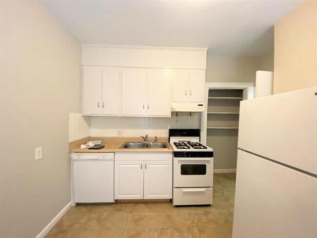 Photo - 9 Elmer St Unit 3