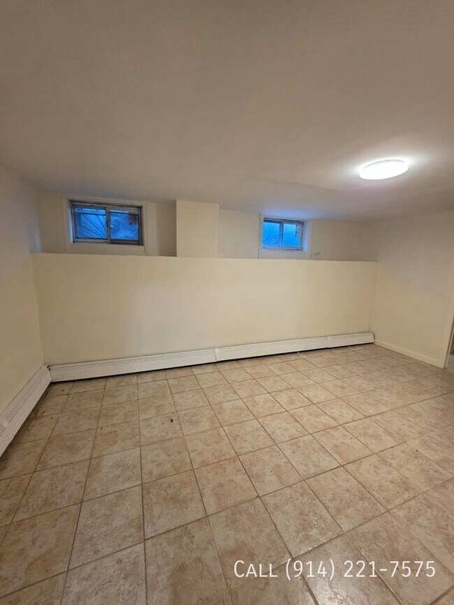 Photo - 104 Oak St Unit 1B