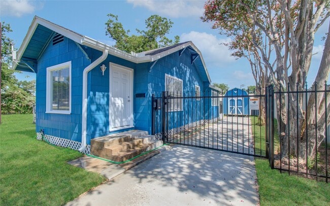 Photo - 1108 Kern St