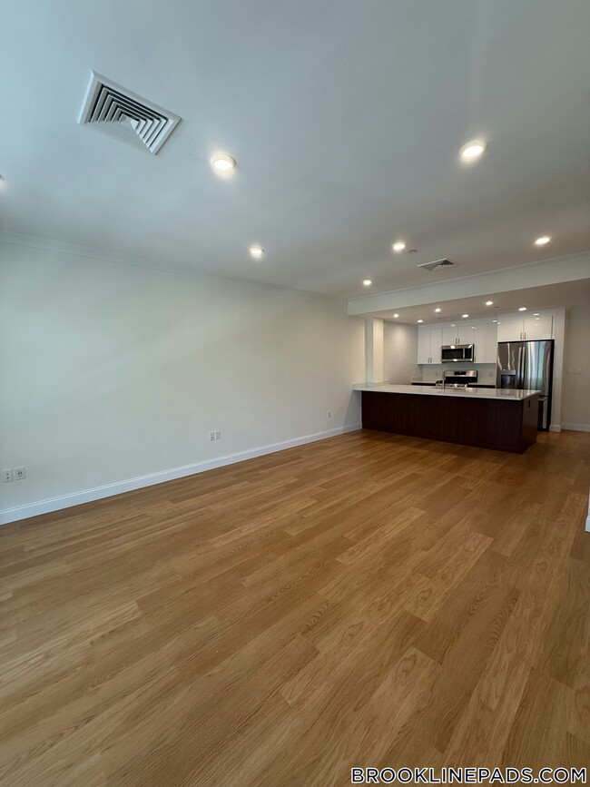 Photo - 120 Gerry Rd Unit 307