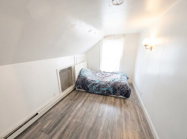 Photo - 175 Coleman St Unit 3