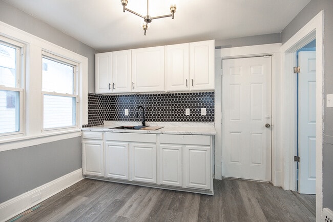 Photo - 10315 Gay Ave