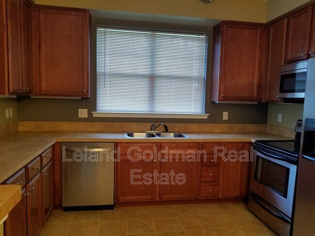 Photo - 912 Southmoor Dr Unidad #305