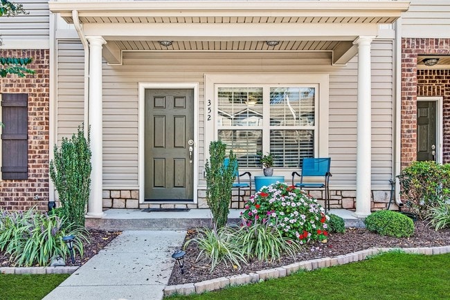 Photo - 735 Tulip Grove Rd Unit 352