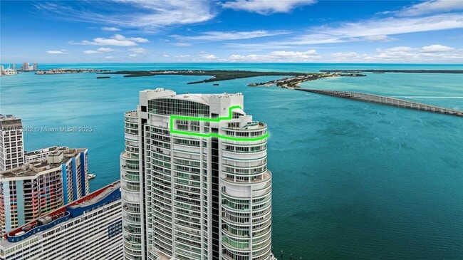 Building Photo - 1643 Brickell Ave Unit PH4902 Rental