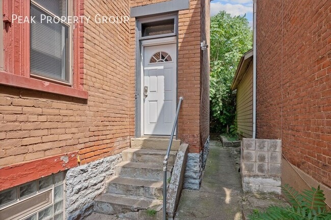 Photo - 2322 Chickasaw St
