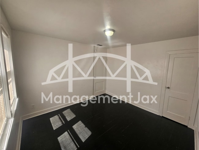 Photo - 1025 Powhattan St